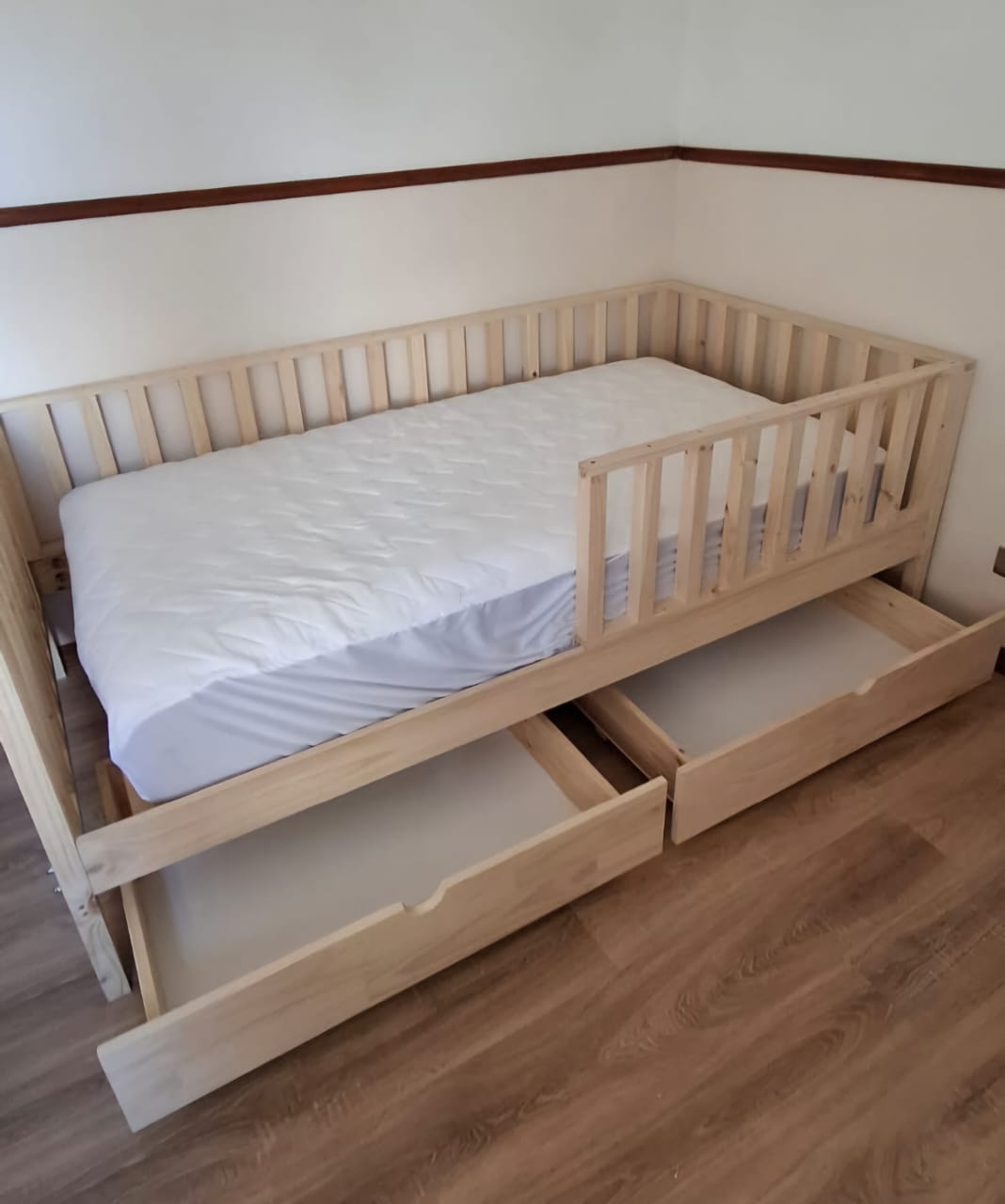 CAMA MODELO "CAPI"